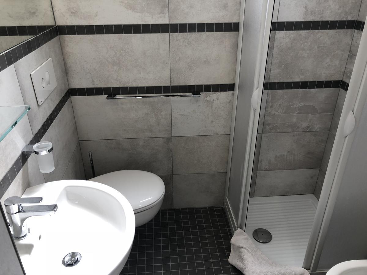 Hotel Monti Riccione Buitenkant foto